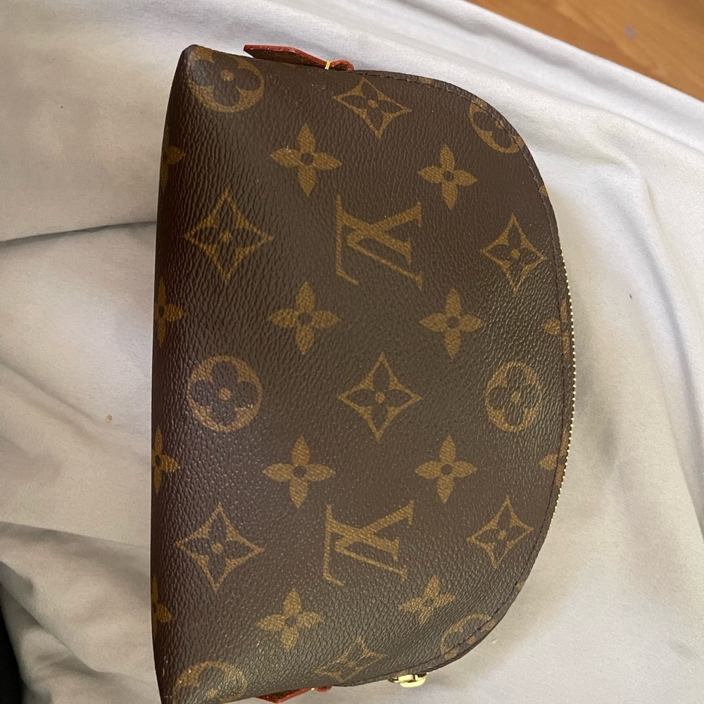 LOUIS VUITTON Cosmetic Pouch size PM